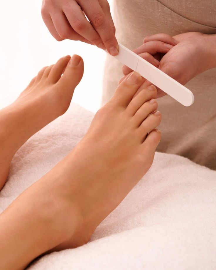 Manicure Pedicure